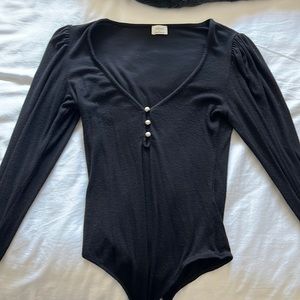 Aritzia long sleeve